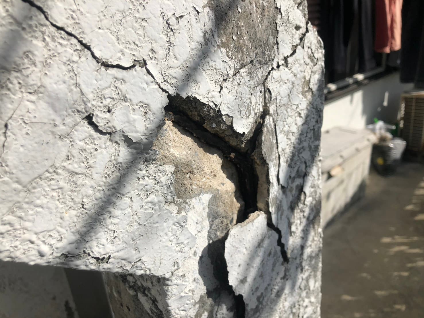 外壁などの爆裂
