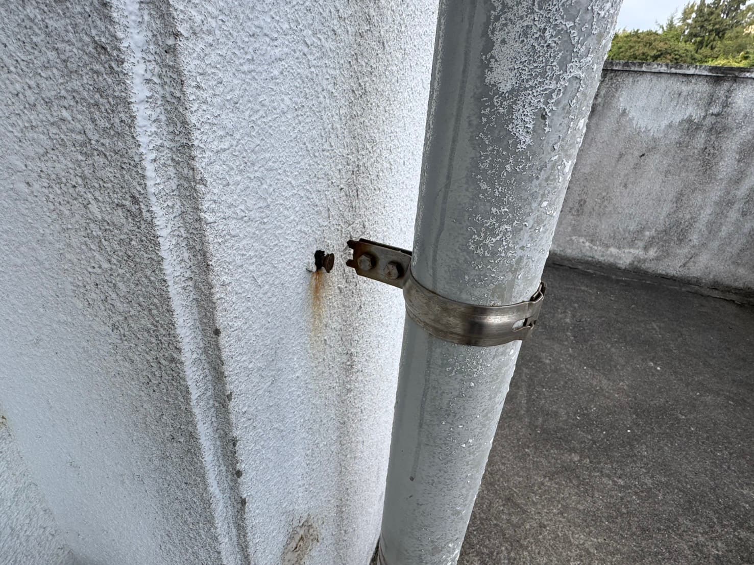 パイプの古いバンド交換